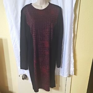 Elegant Black and Burgundy Dress